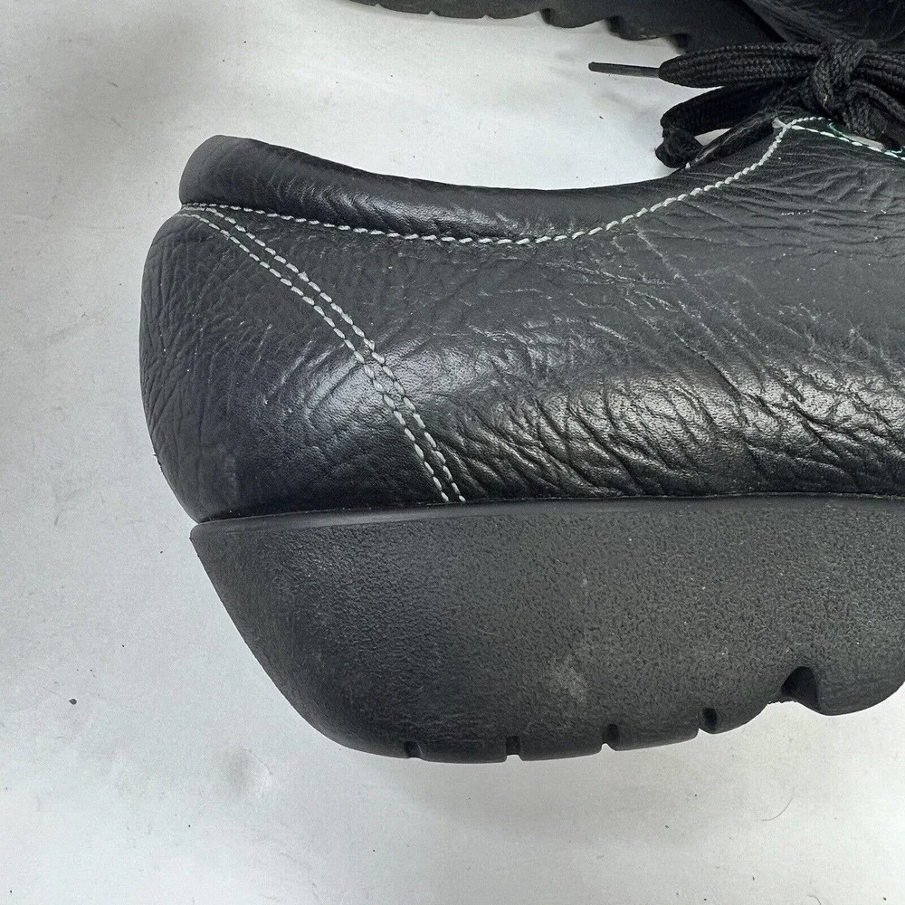 Munro black cap